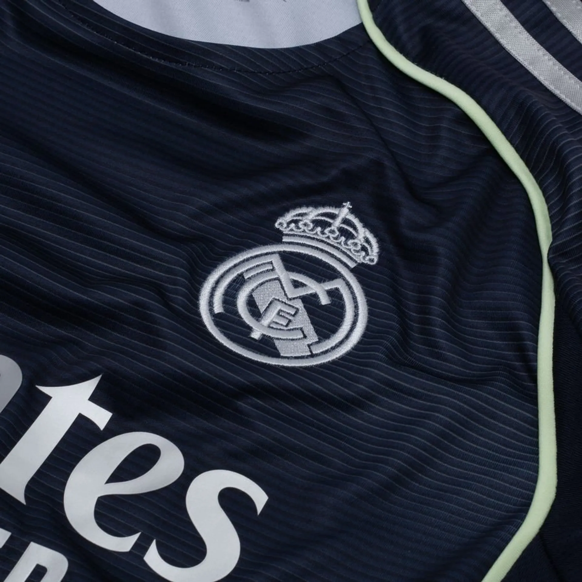 Maillot Real Madrid - Maillot Real Extérieur 2025-2026 – Image 5