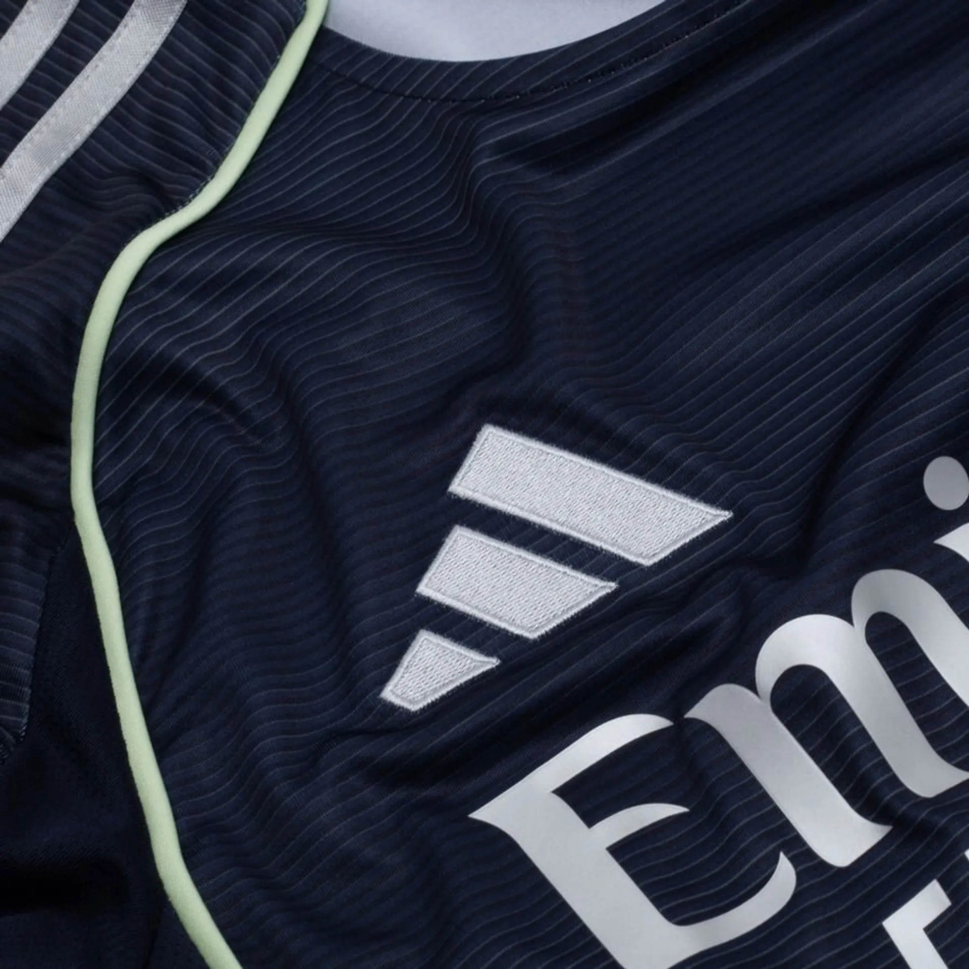 Maillot Real Madrid - Maillot Real Extérieur 2025-2026 – Image 4